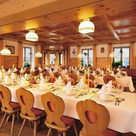 Gruener Baum 3* Westendorf (Ostallgau)